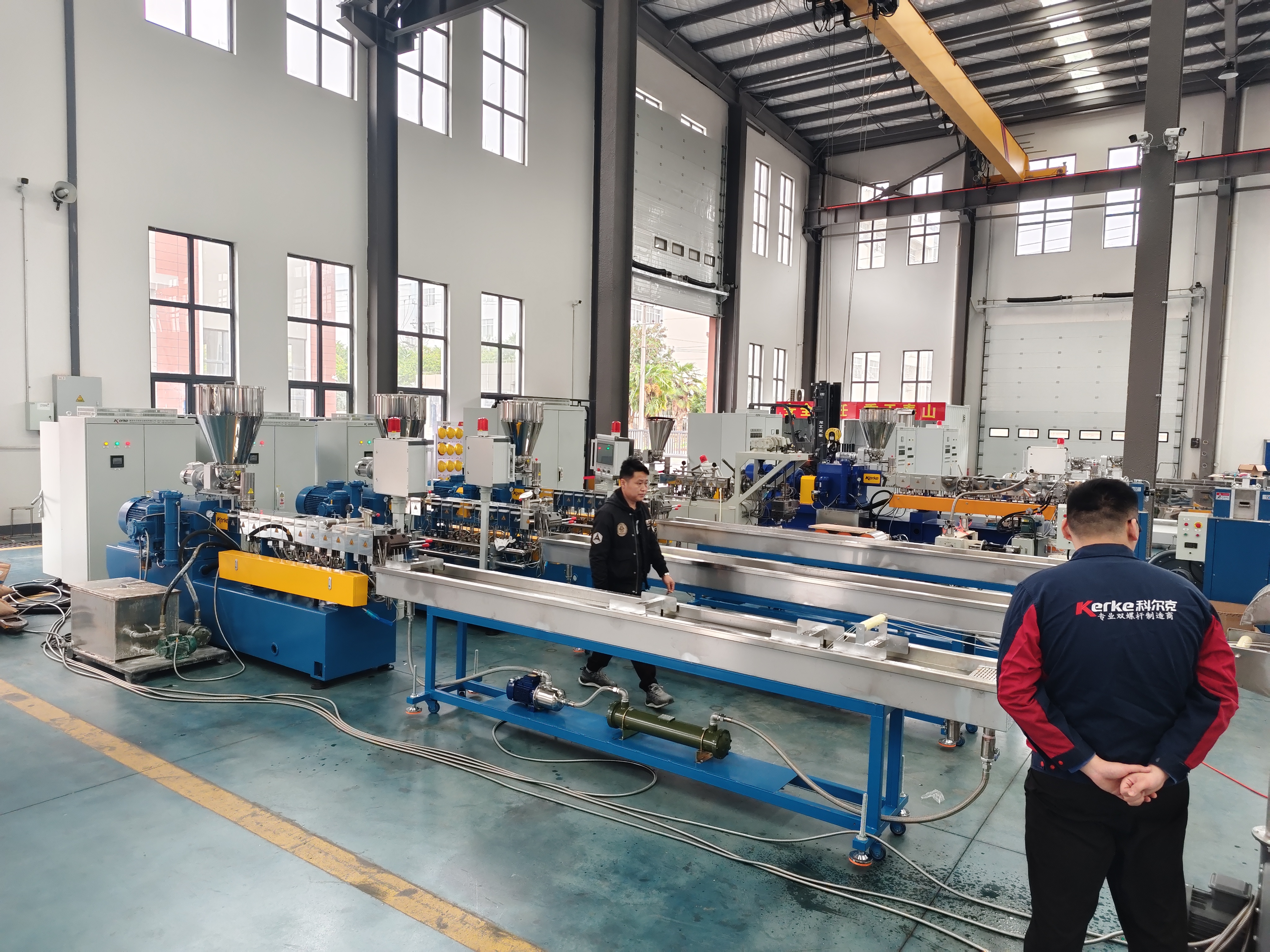 1732087123304093343.jpg 7cced952f1269766862bb8905938b09.jpg